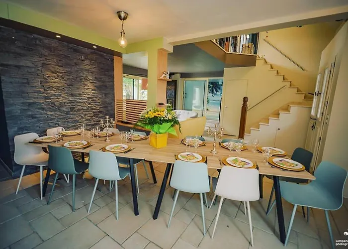 Maison Piscine Interieure Et Garage