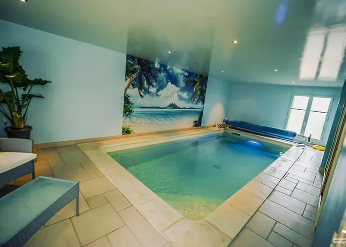 Villa Maison Piscine Interieure Et Garage